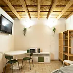 Cozy Apartment- Navigli 公寓